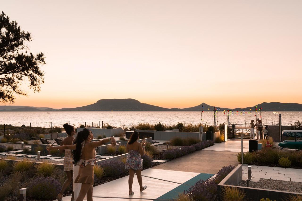 Sunset Resort - Lakeside Boutique Apartments Fonyód Екстериор снимка